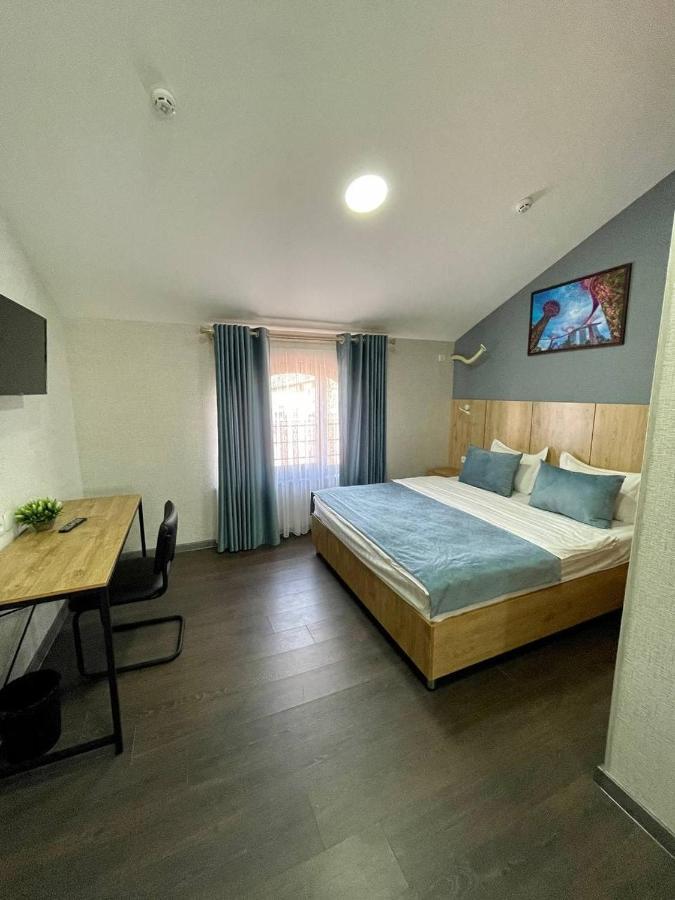Bobur Hotel Tasken Kültér fotó