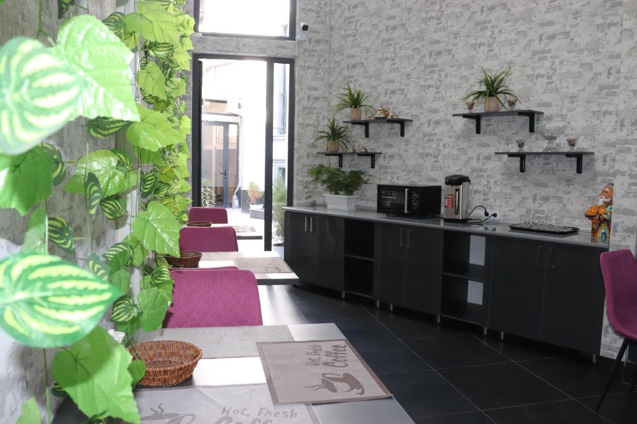 Bobur Hotel Tasken Kültér fotó
