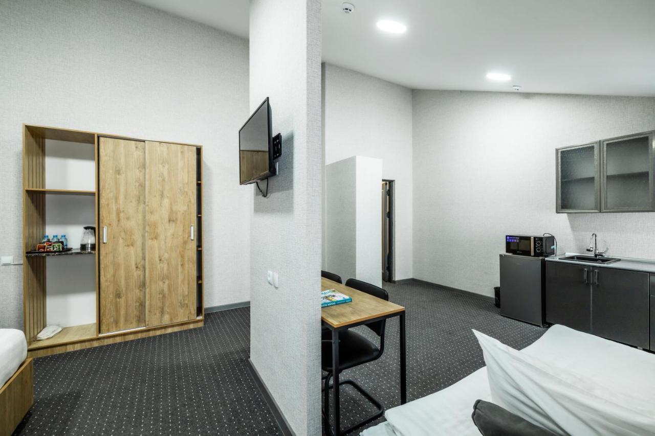 Bobur Hotel Tasken Kültér fotó