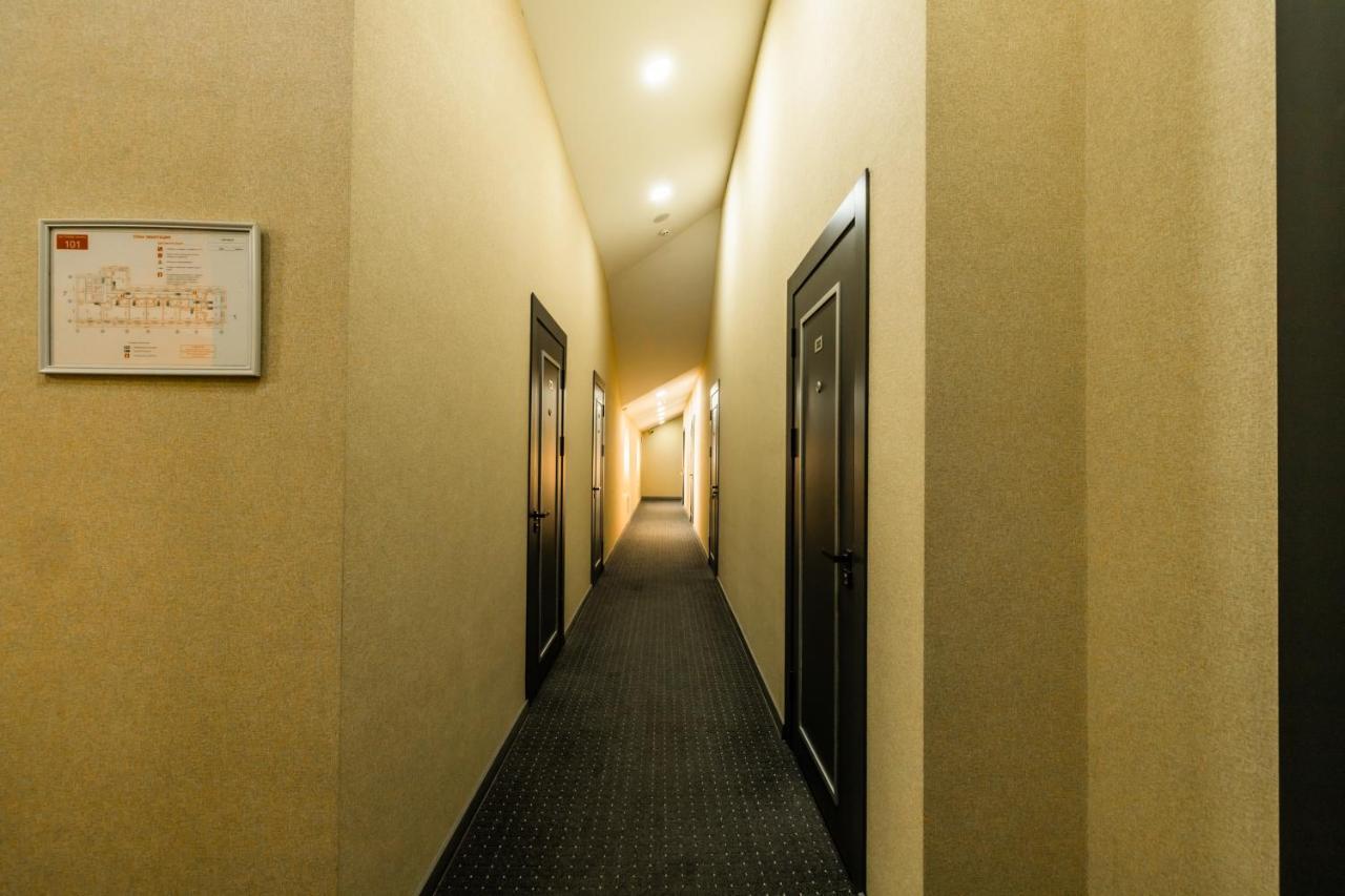 Bobur Hotel Tasken Kültér fotó